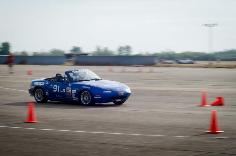 Illustration for article titled Dead planes and pork barbecue: Running my Miata at the Blytheville Pro